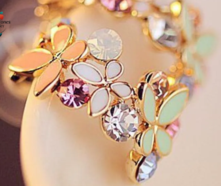 Elegant Crystal Flower Fashion Earrings Classic