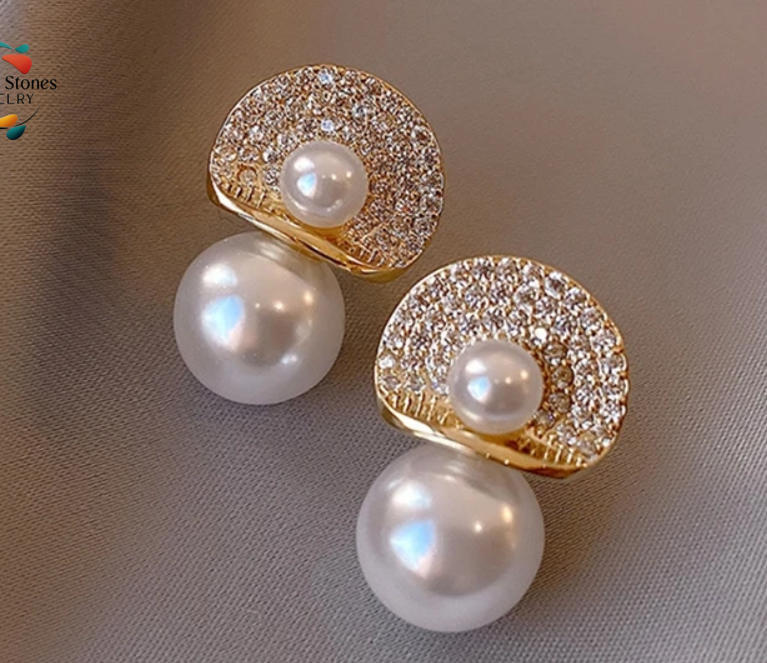 Elegant Female Gold Metal Crystal Pearl