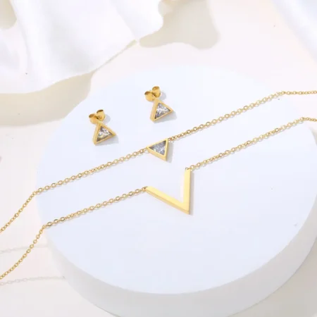 Light Luxury Elegant Delicate Geometry Pendant and earring