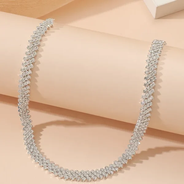 Vintage Shiny Rhinestone Necklace High Quality