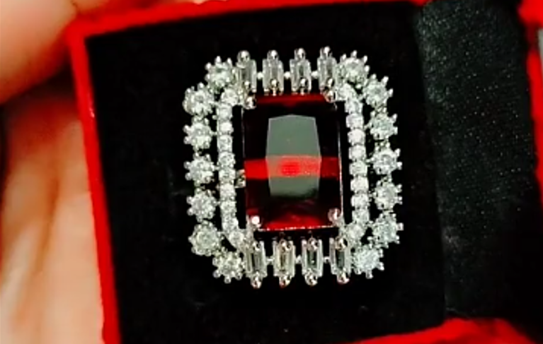 Adjustable Zircon Ring With Big Stone