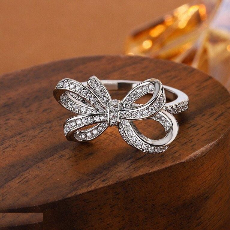 Bow Ring - TRSH