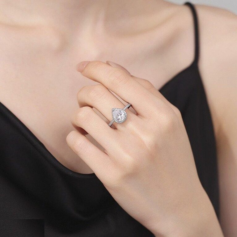 Sparkling Teardrop Adjustable Ring - CRSH