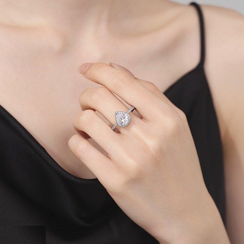 Sparkling Teardrop Adjustable Ring - CRSH
