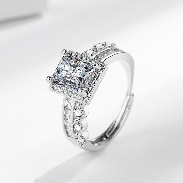 Imp Cocktail Adjustable Ring