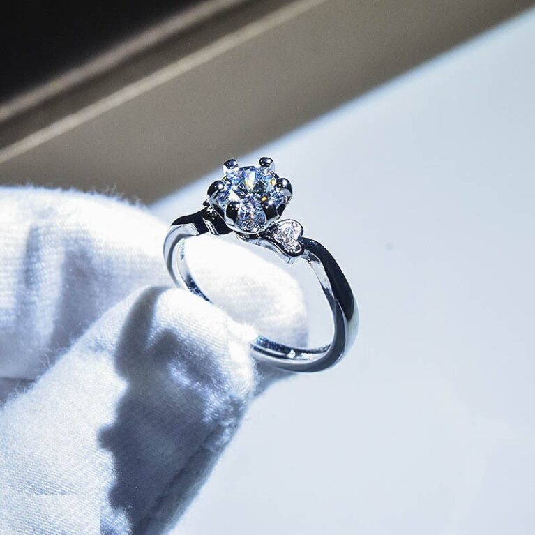 Oval/Heart Ring Adjustable