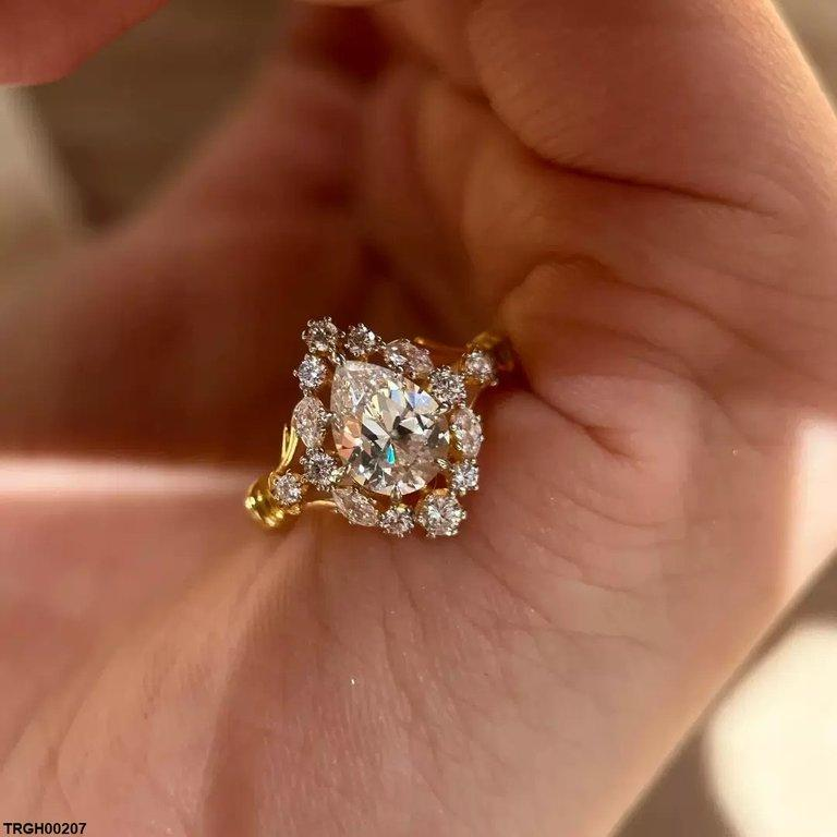 Tear ZIRCON  Ring Adjustable - TRGH