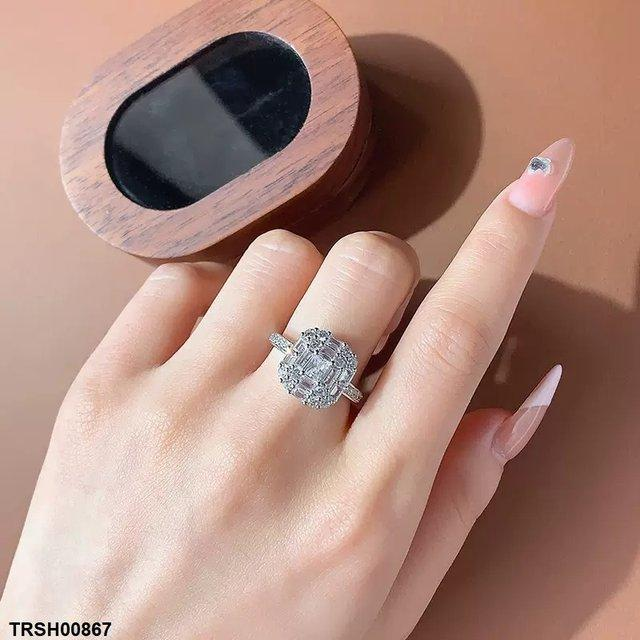Square Stone ZIRCON Ring - TRSH