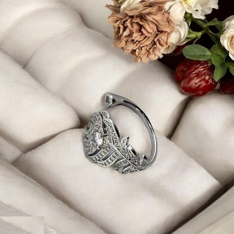 Leaf Ring Adjustable