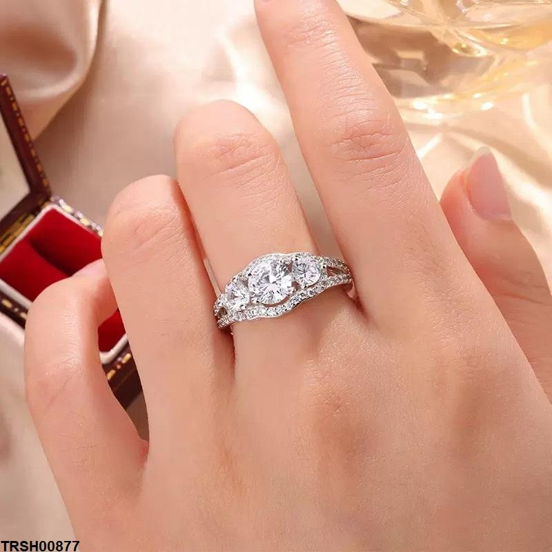 Three Stone ZIRCON Ring - TRSH